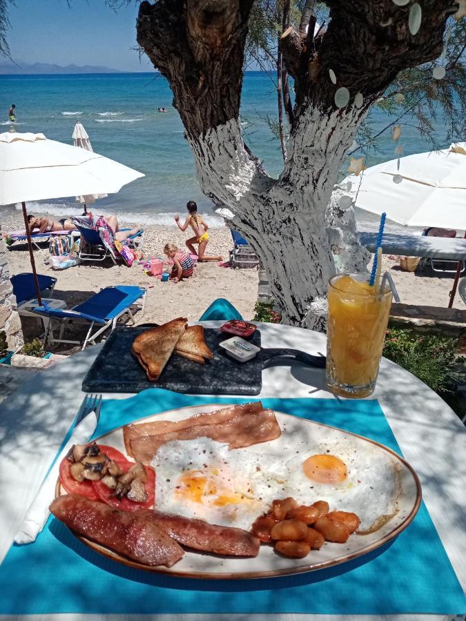 Votsalon Beach House Katastarion Bagian luar foto
