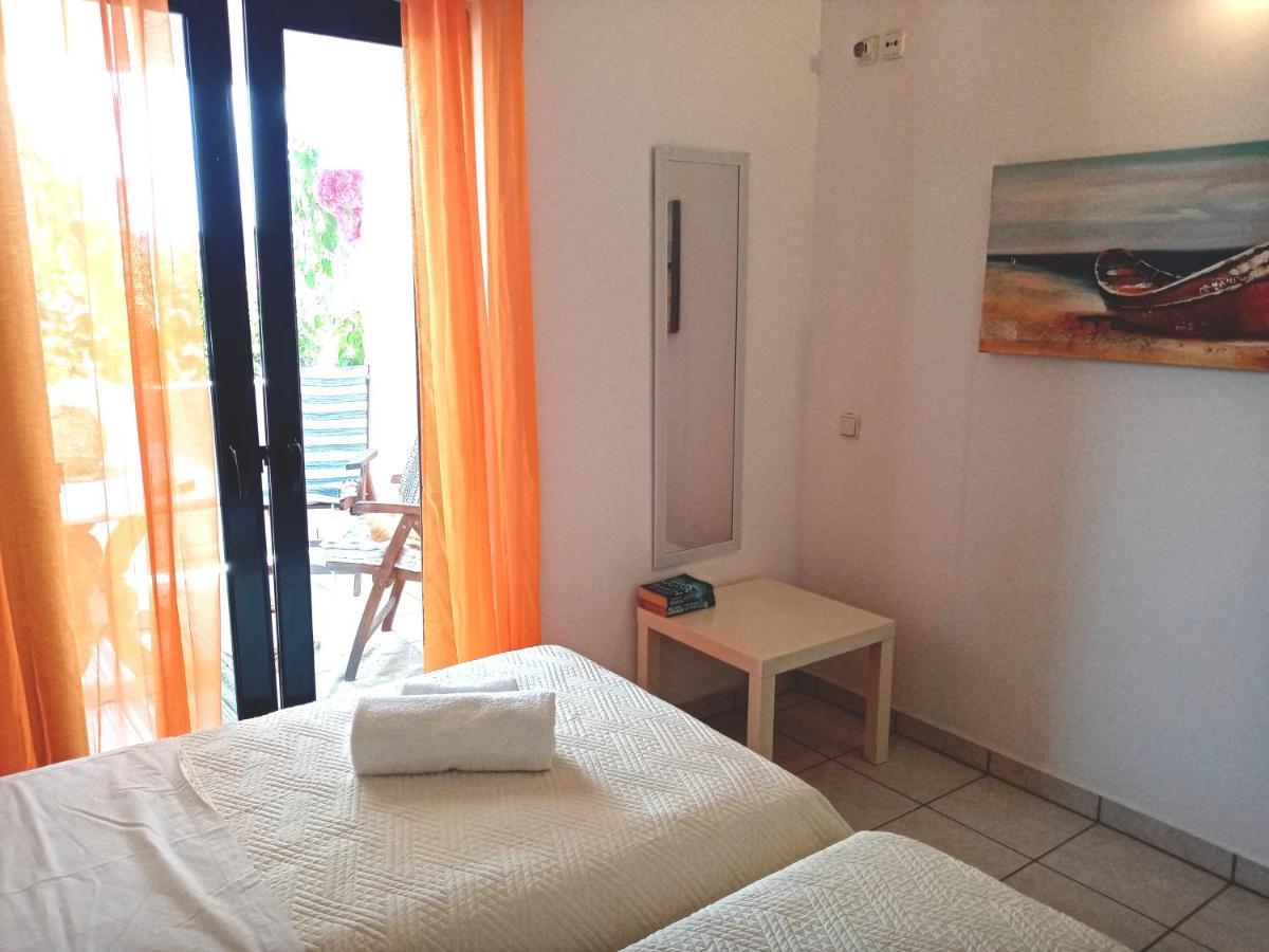 Votsalon Beach House Katastarion Bagian luar foto