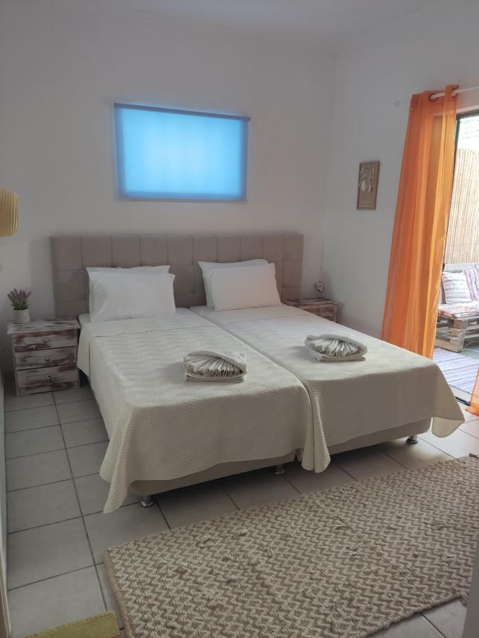 Votsalon Beach House Katastarion Bagian luar foto