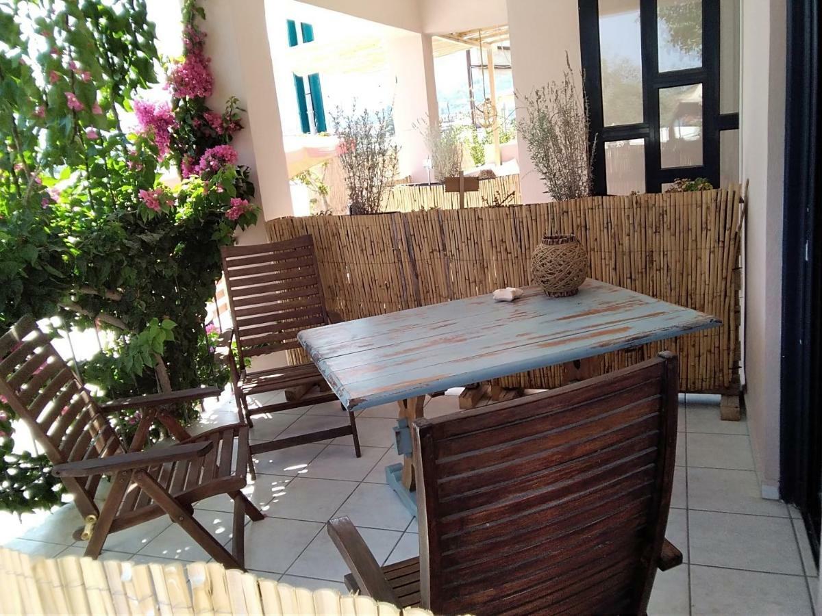Votsalon Beach House Katastarion Bagian luar foto