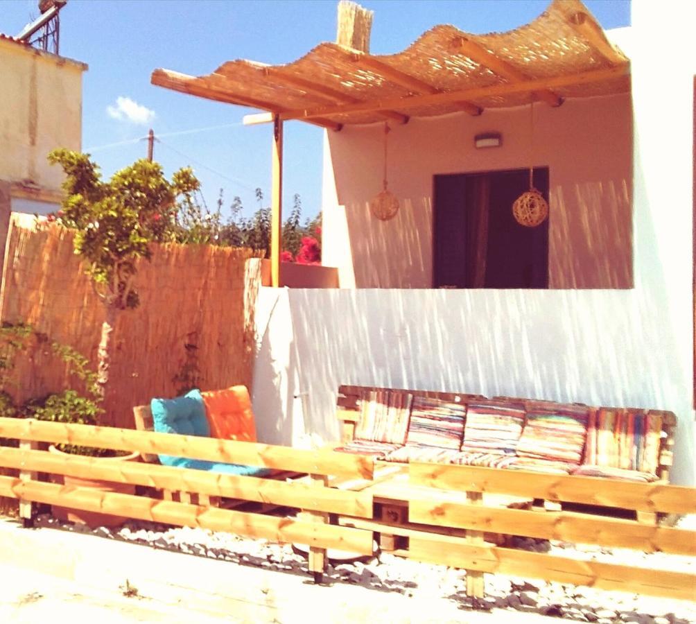 Votsalon Beach House Katastarion Bagian luar foto