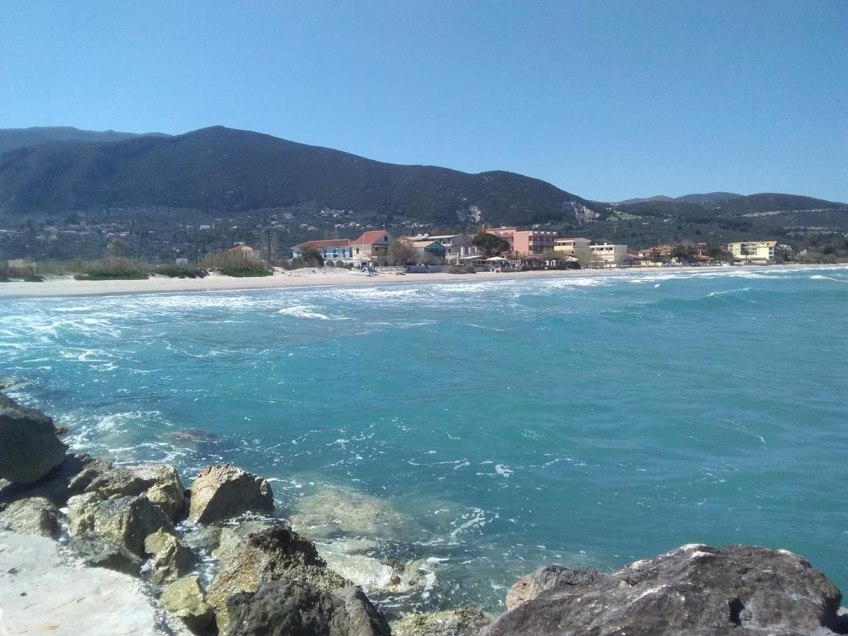 Votsalon Beach House Katastarion Bagian luar foto